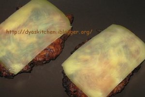 Sandwich cu oua si cartofi