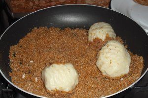 Galuste (gomboti) cu caise