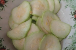 Dovlecel pane
