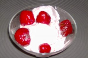 Inghetata de capsuni