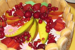 Tort cu ricotta si capsuni "Vis de fructe"