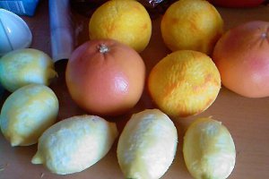 dulceata de gutui, mere si pere cu suc de citrice