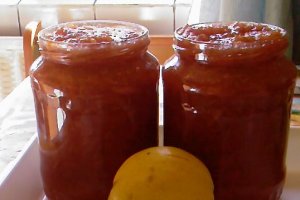 dulceata de gutui, mere si pere cu suc de citrice