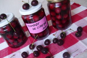 Compot de cirese