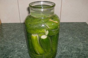 Castraveti murati de vara