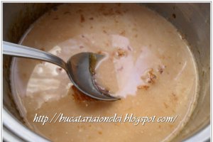 Budinca caramel