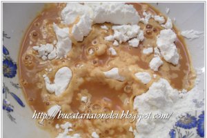 Budinca caramel