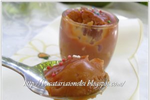 Budinca caramel