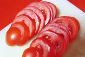 Gratin de dovlecei cu rosii