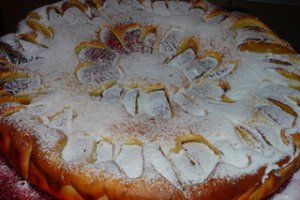 Prajitura cu iaurt si piersici