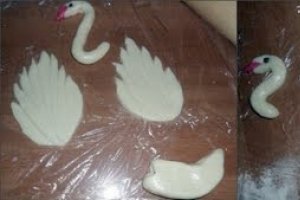 Tort cu spuma de vanilie si crema ganache