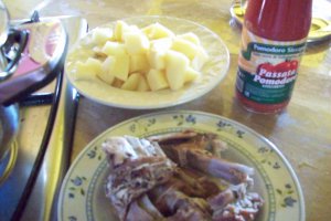 Carne de ied cu suc de rosii