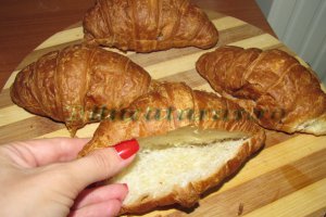 Croissante pentru dimineata