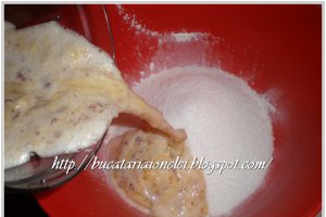 Muffins cu nectarine