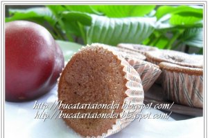 Muffins cu nectarine