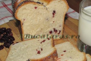Cranberries Bread