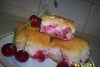 Prajitura cu branza si visine