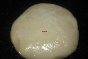 Tarta cu dovlecei si ardei copti