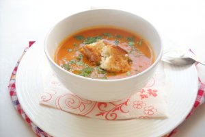 Supa crema de rosii cu morcovi