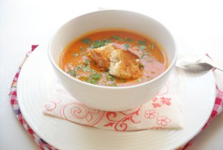 Supa crema de rosii cu morcovi