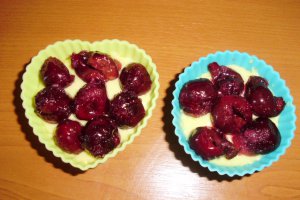 Prajitura delicioasa cu visine - marca Laura Sava