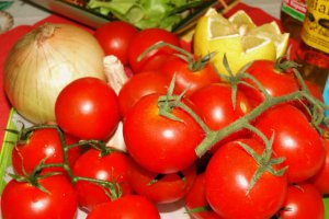 Legume sote cu salata de sezon