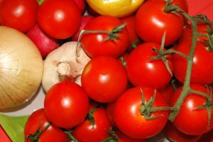 Legume sote cu salata de sezon