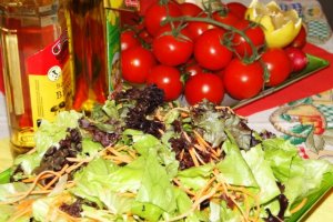 Legume sote cu salata de sezon