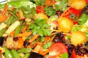 Legume sote cu salata de sezon