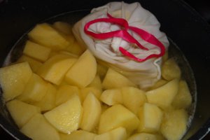 Cartofi rumeniti la cuptor