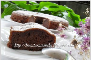 Guguluf cu banane si cacao