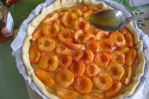 Tarta cu caise si crema "frangipane"