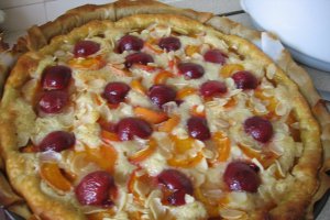 Tarta cu caise si crema "frangipane"