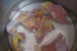 Supa de pui de casa cu galuste de gris