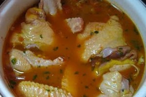 Papricas din pui de casa cu galuste