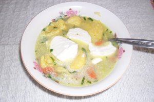 Supa de legume cu galuste