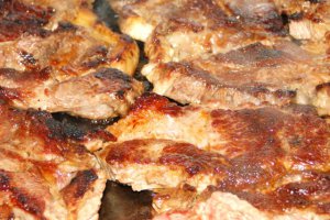 Carne de vita la grill electric,cu garnitura de cartofi fierti