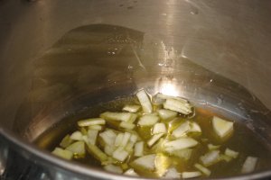 Mancare scazuta  de” lubiya”(“ black eyed pea”,”black eyed bean”,lobia)
