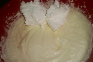 Tarta de vara cu crema de branza