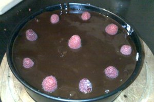 Krem a la krem: tort cu zmeura