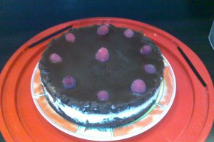 Krem a la krem: tort cu zmeura