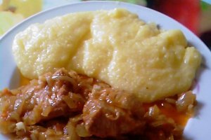 Tocanita de porc