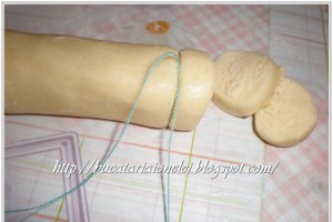 Fursecuri pisate cu furculita (Fursecuri gandac)