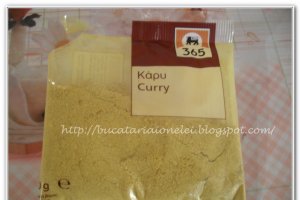 Pui cu scortisoara si curry