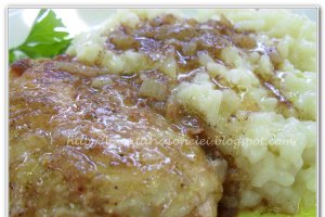 Pui cu scortisoara si curry