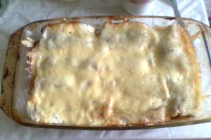 Clatite sarate umplute cu ficatei,ciuperci si piept de curcan la cuptor