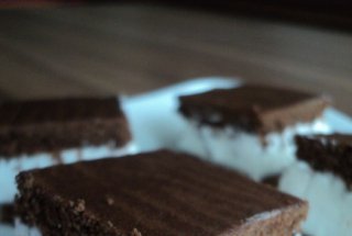 Prajitura cu crema Delatte