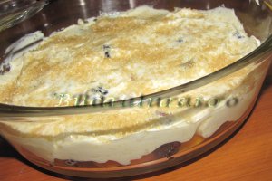 Gratin cu fructe de vara