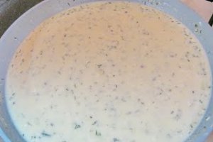 Sos de ienibahar cu marar verde