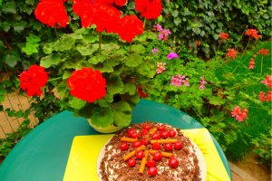 Tort cu mascarpone si visine
